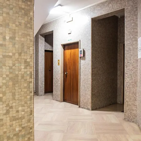 Luminoso E Ampio Laterani36 Appartement Rome